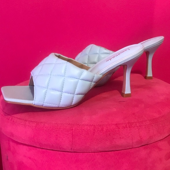 lemonade Shoes - Baby Blue Leather Sandals